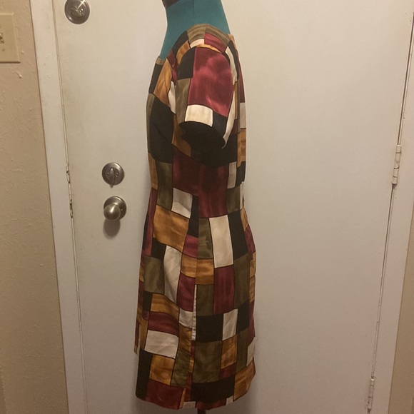 Vintage Jessica Howard 100% Polyester Fall colors Dress feels like silk 10 - Picture 4 of 8